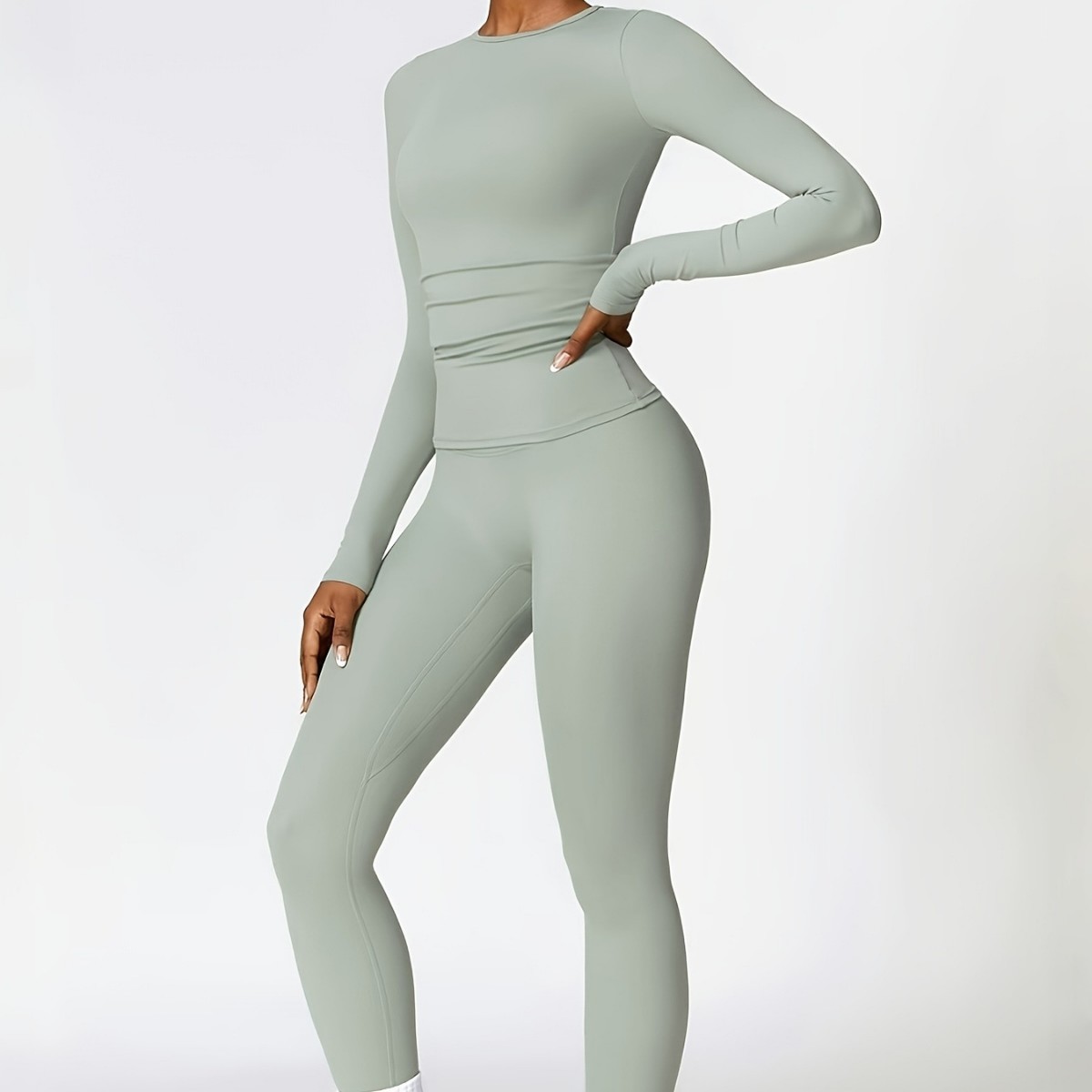Tight-fitting yoga suit slim l - Fitness & Nutrition Lab Zapopan reseña y precio